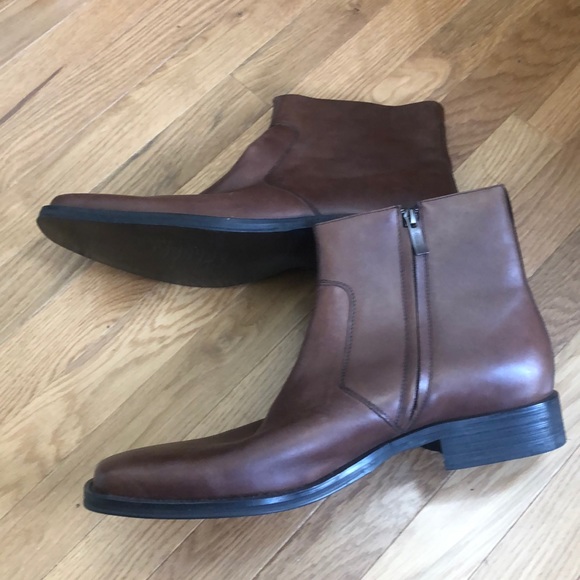 Kenneth Cole Clean Cut Brown Leather Zip Up - Picture 4 of 7